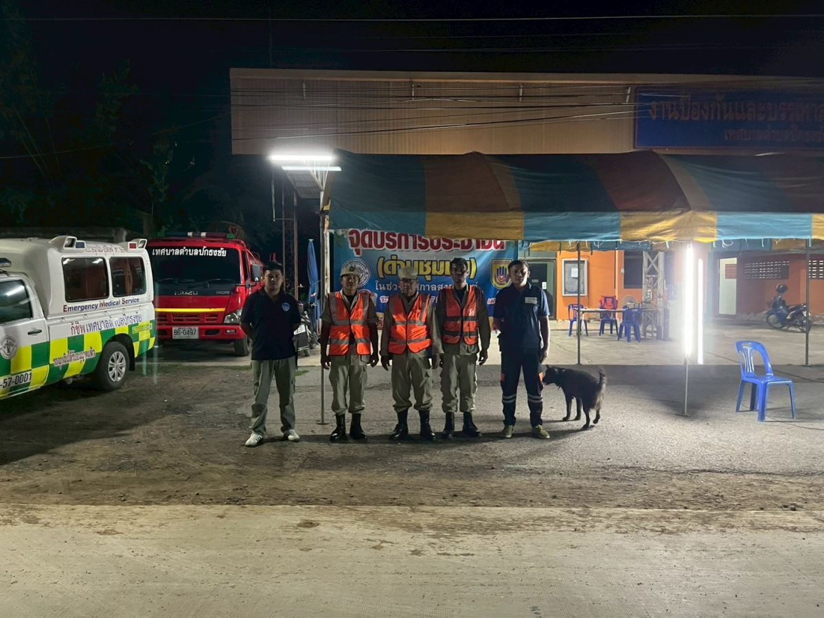 เทศบาลตำบลปักธงชัย ตั้งจุดบริการประชาชน (ด่านชุมชน) ช่วงเทศกาลสงกรานต์ เพื่อดูแลความปลอดภัยให้กับประชาชน ระหว่างวันที่ 11 เมษายน - 17 เมษายน 2568