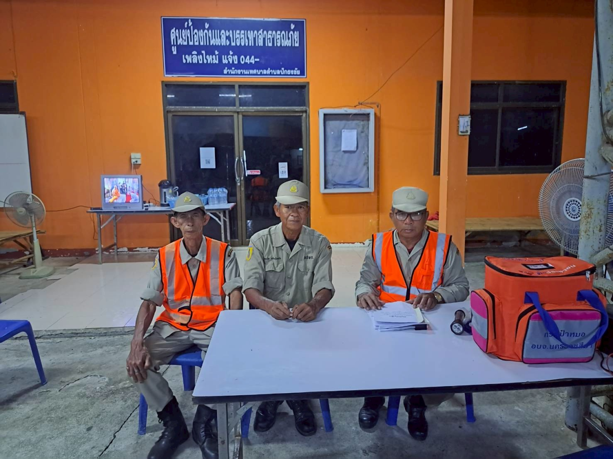 เทศบาลตำบลปักธงชัย ตั้งจุดบริการประชาชน (ด่านชุมชน) ช่วงเทศกาลสงกรานต์ เพื่อดูแลความปลอดภัยให้กับประชาชน ระหว่างวันที่ 11 เมษายน - 17 เมษายน 2568