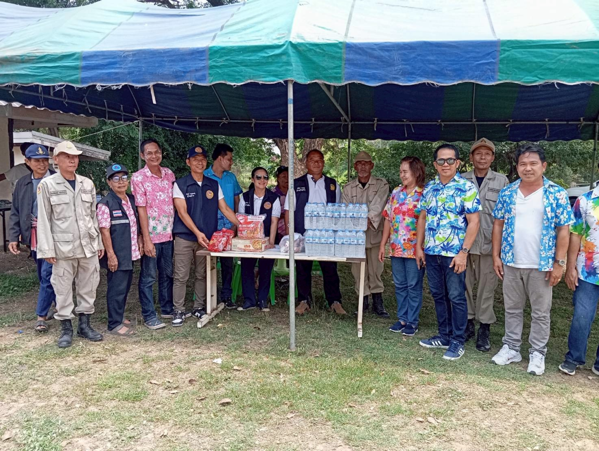 เทศบาลตำบลปักธงชัย ตั้งจุดบริการประชาชน (ด่านชุมชน) ช่วงเทศกาลสงกรานต์ เพื่อดูแลความปลอดภัยให้กับประชาชน ระหว่างวันที่ 11 เมษายน - 17 เมษายน 2568